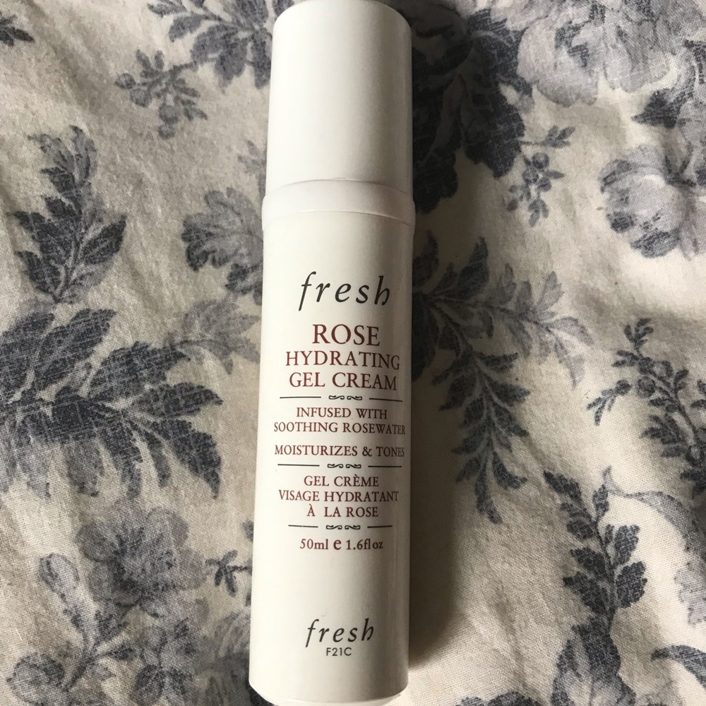 Fresh rose hydrating gel cream moisturizer/toner